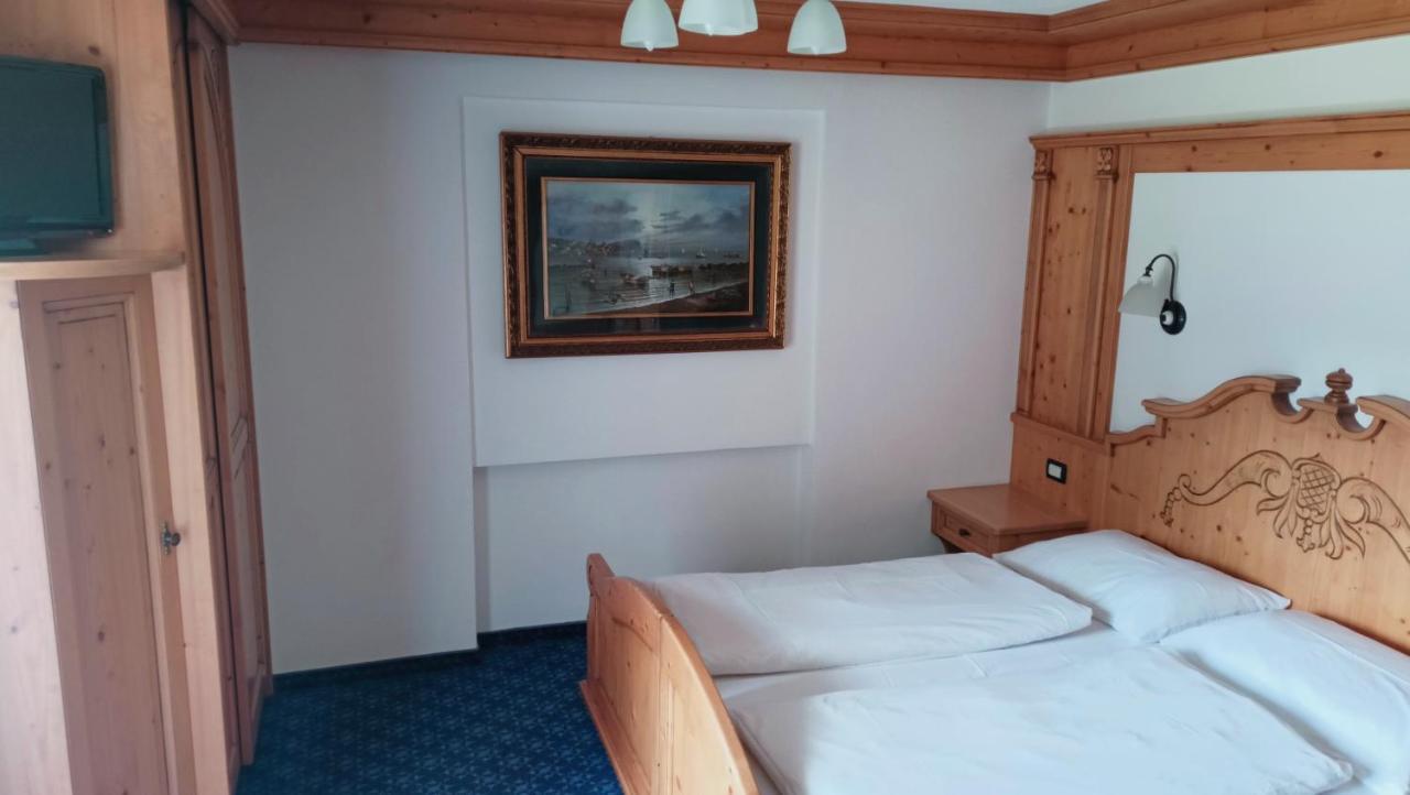 B&B Bracun Корвара ин Бадия Екстериор снимка