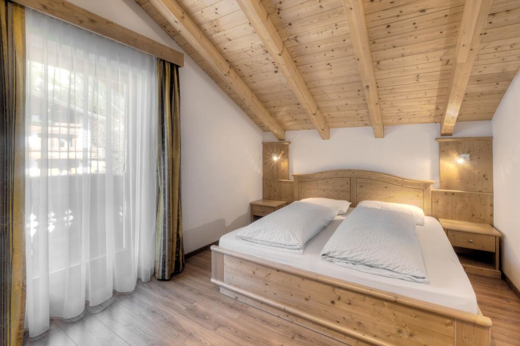 B&B Bracun Корвара ин Бадия Стая снимка